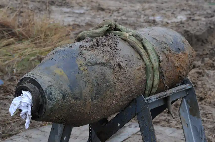 Le explotó una bomba de la I Guerra Mundial