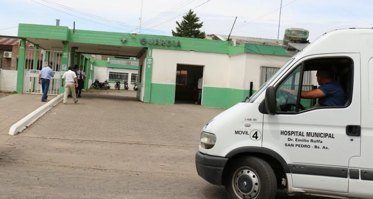 Una mujer pelea por su vida en el Hospital tras ser apuñalada por dos familiares