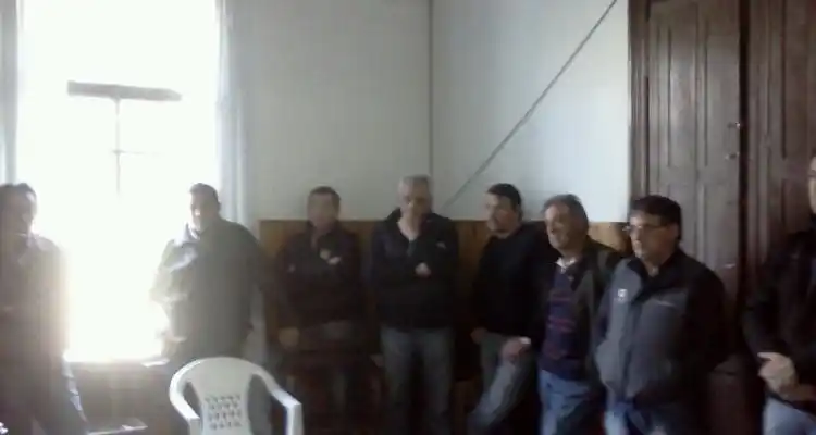 Reunión reservada entre Salazar y vecinos de Doyle y Santa Lucía