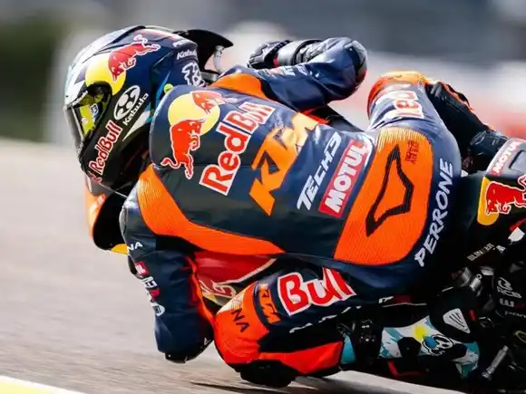 Moto3 en Sachsenring: Perrone volvió a sumar en Alemania