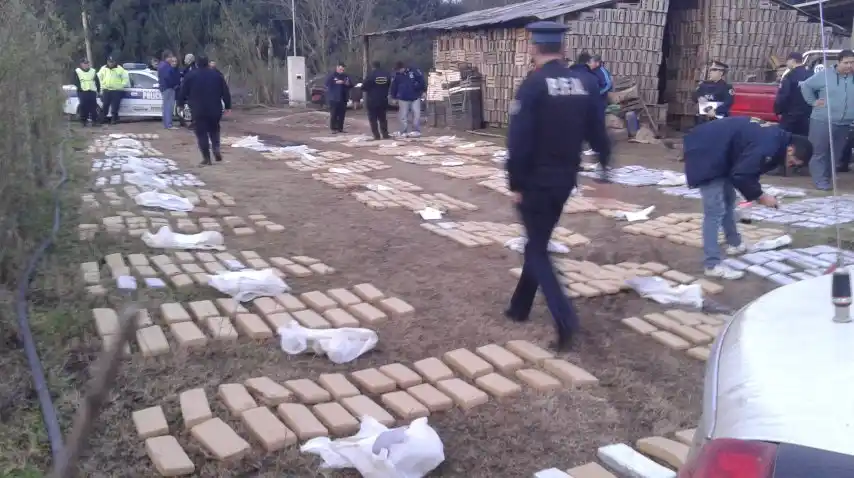 Secuestran más de una tonelada de marihuana en Luján y Mercedes