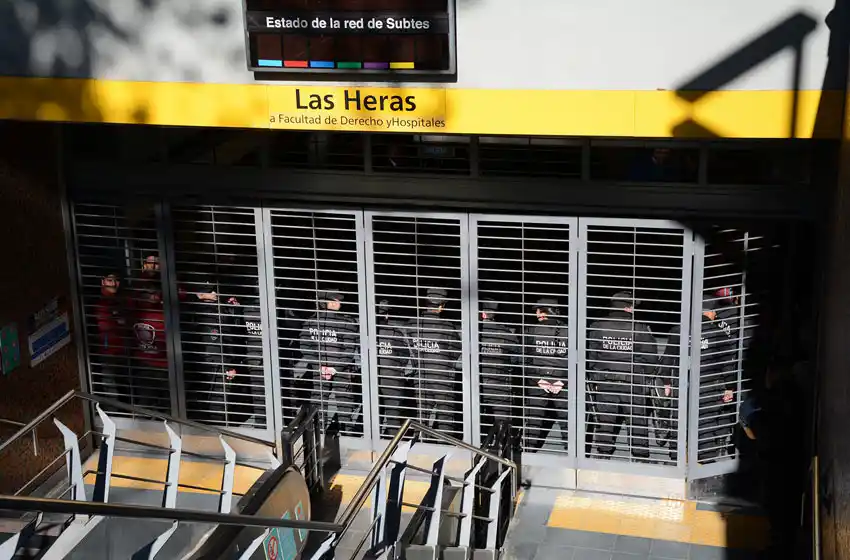 Incidentes en Capital: comenzó un paro en todas las líneas de subte