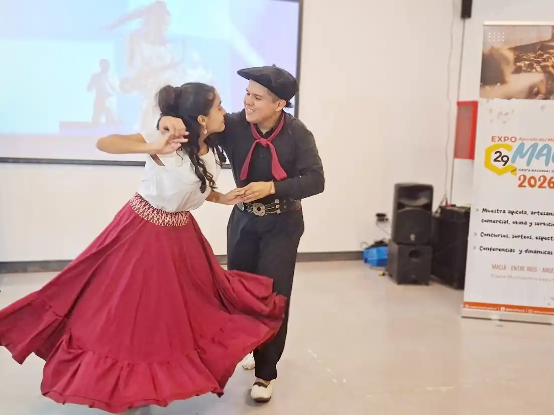 Se presentó la Fiesta Nacional de la Apicultura en Maciá