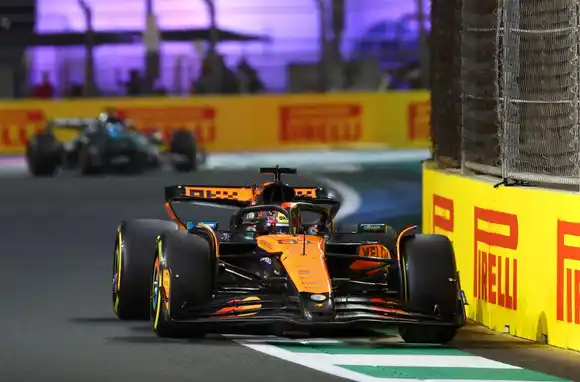 Oscar Piastri ganó el GP de Arabia Saudita y es líder del Campeonato de Fórmula 1