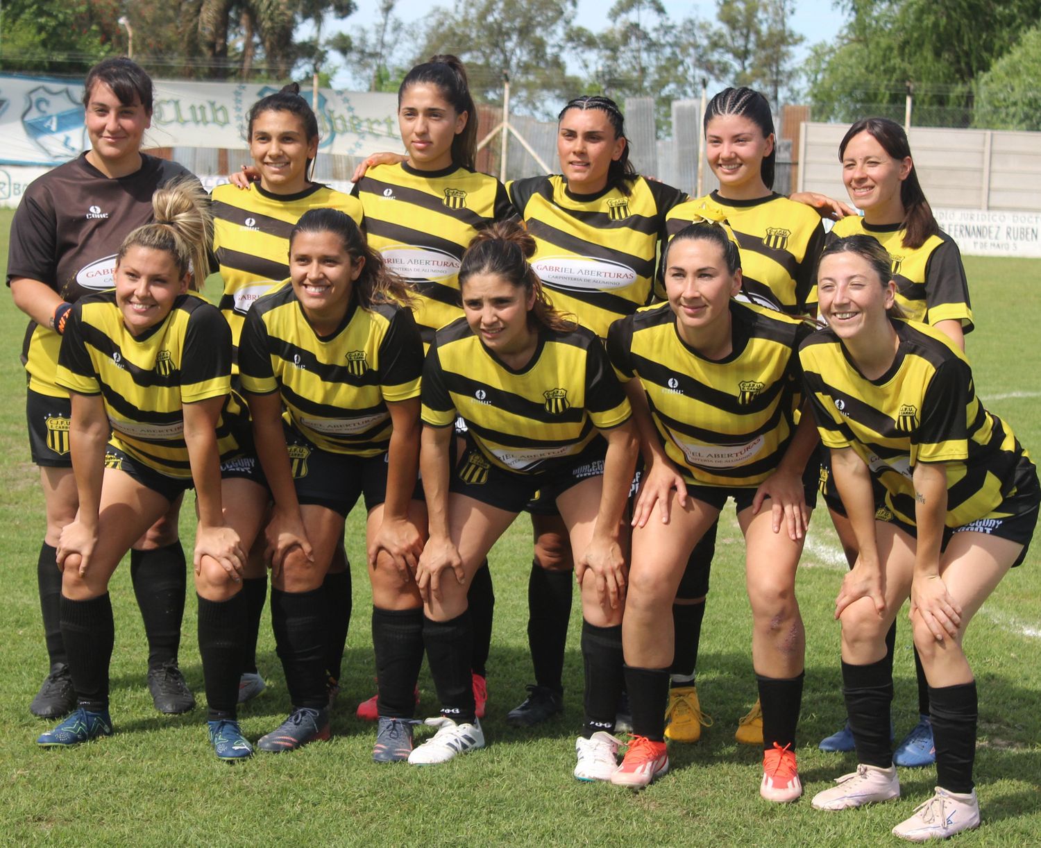 Carbó femenino