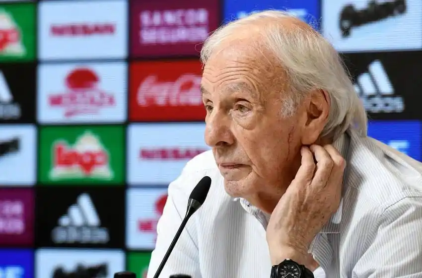 Preocupación por el Flaco: internaron de urgencia a César Menotti tras un accidente doméstico