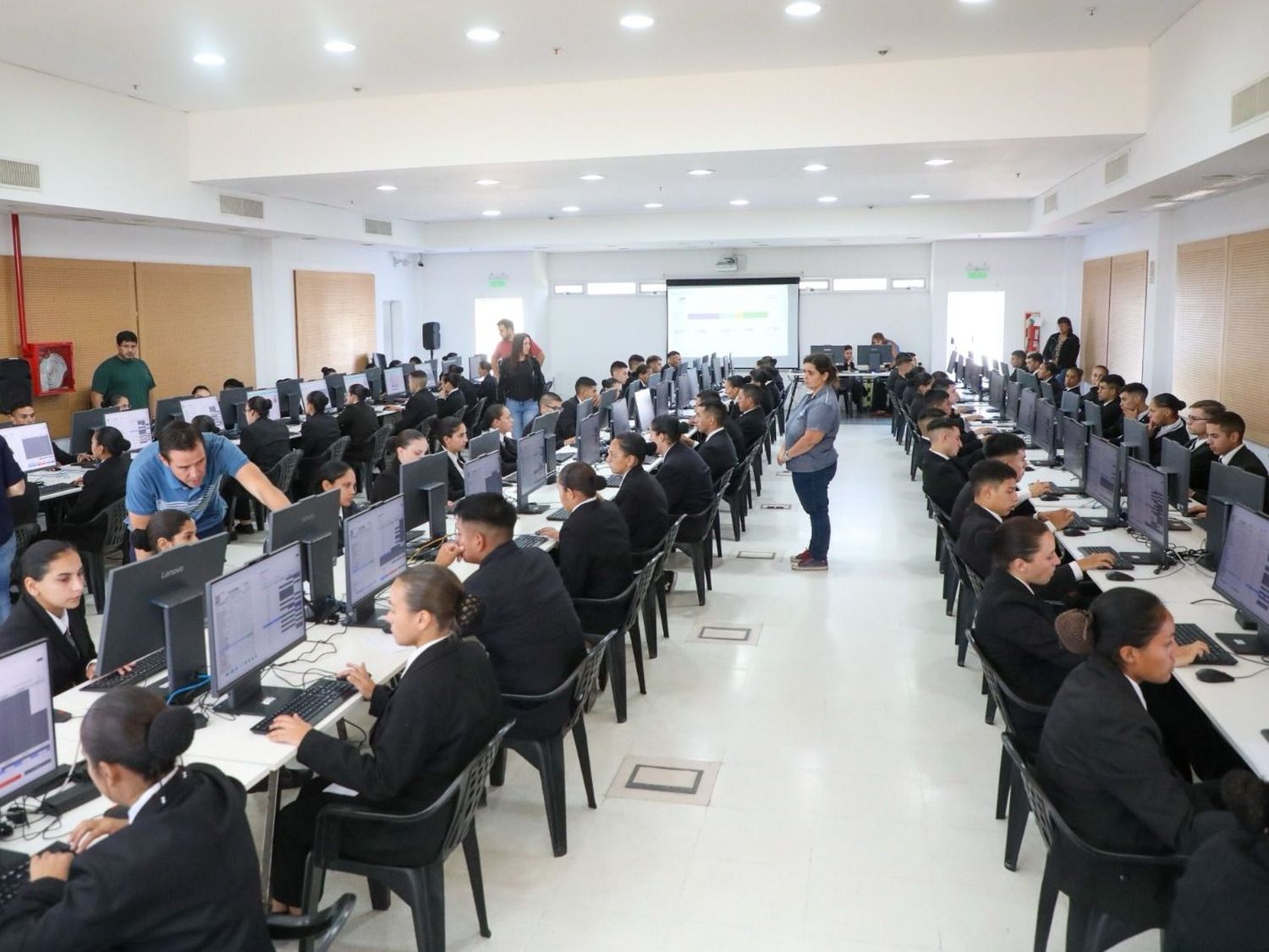 Se realizó el simulacro de carga de telegramas en los Centros de Ingresos de Santa Fe y Rosario
