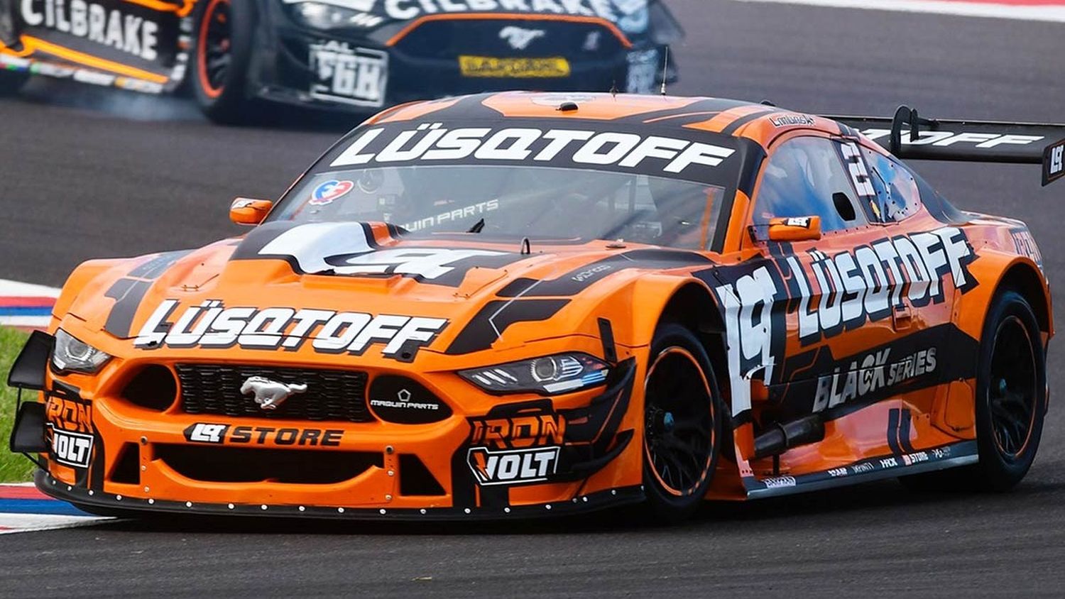 Mauricio Lambiris ganó la final del TC en Termas de Río Hondo