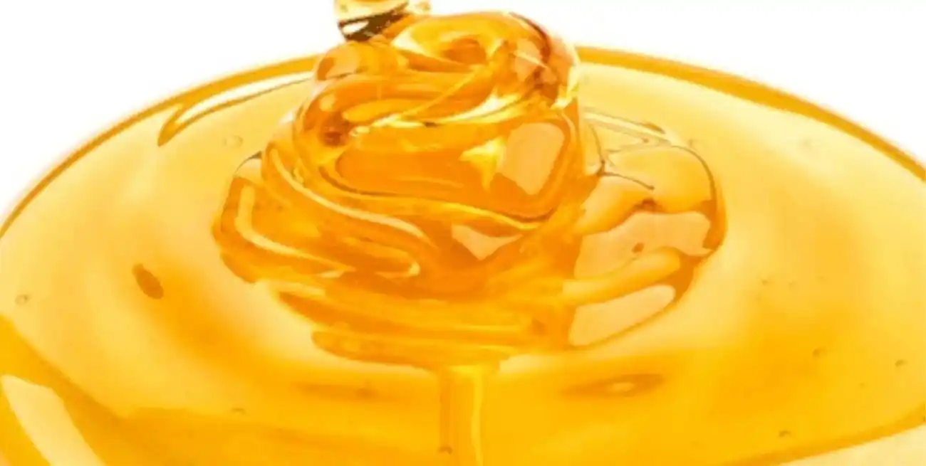 La ASSAL prohíbe tres marcas de salsas dulces en todo el país. Foto: ilustrativa