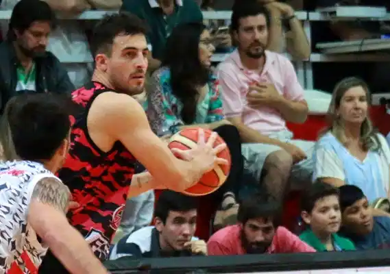 Central recibe a Capuchinos