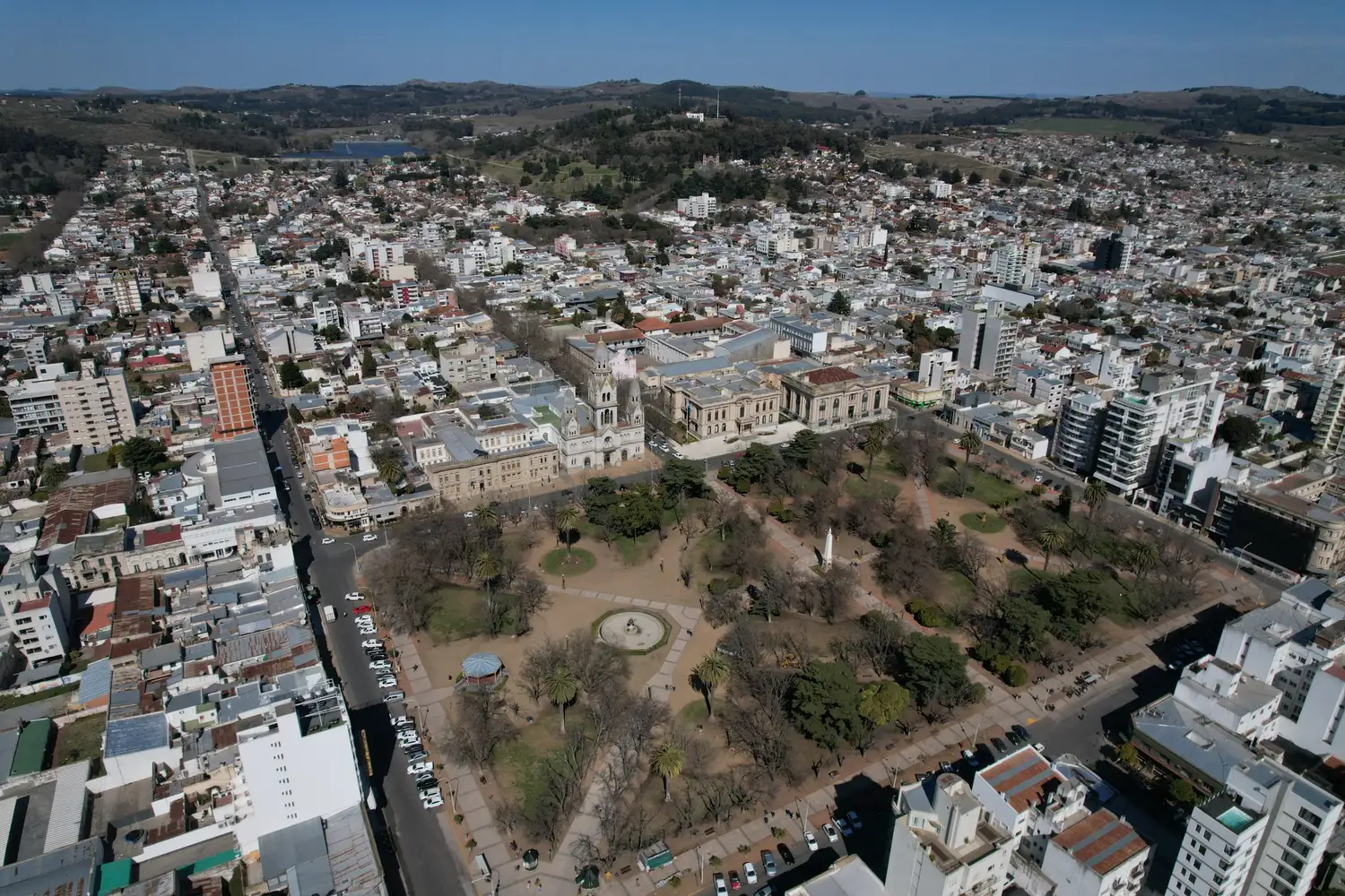Un corte dejó sin luz al microcentro.