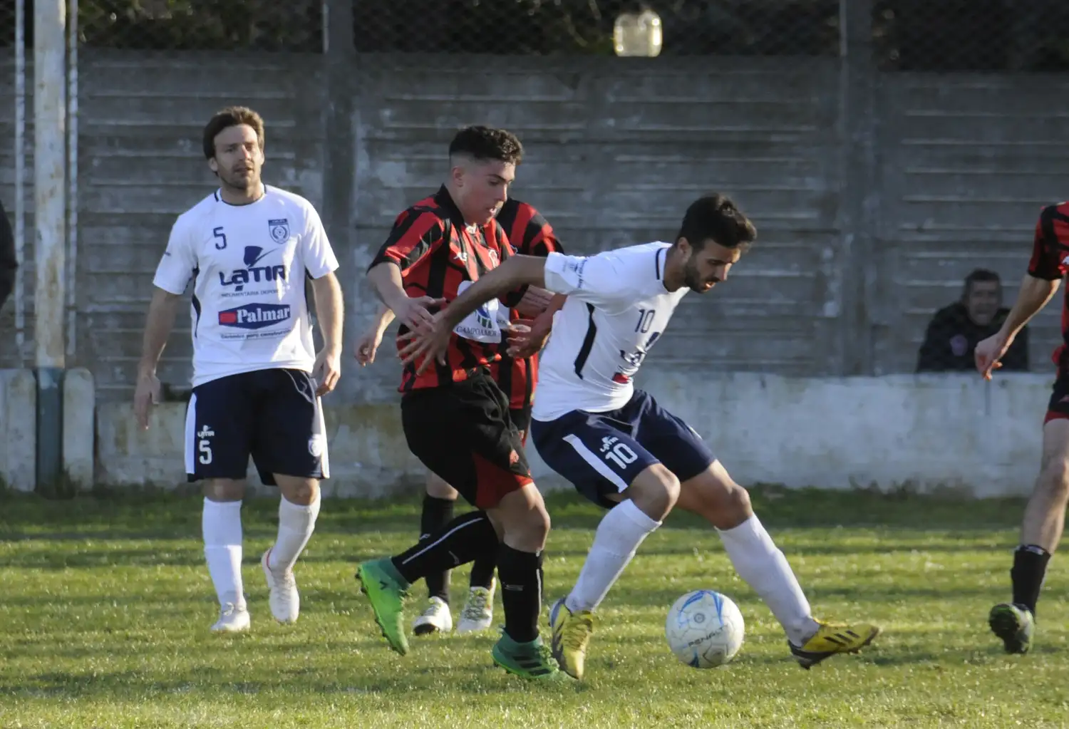 Cinco equipos con puntaje ideal tras la segunda fecha de la URD