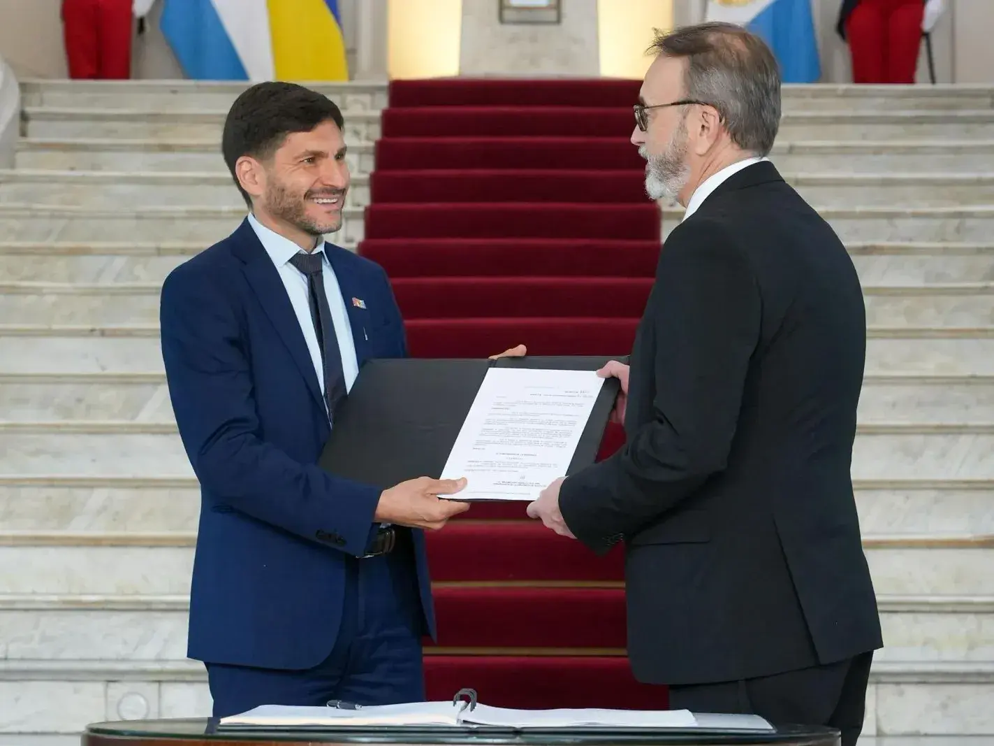 Pullaro recibió al embajador de Ucrania en Santa Fe para fortalecer la cooperación bilateral