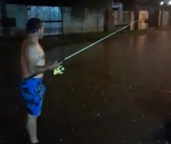 Vecinos inundados de La Movediza: en el Municipio les dijeron que "no hay plata"