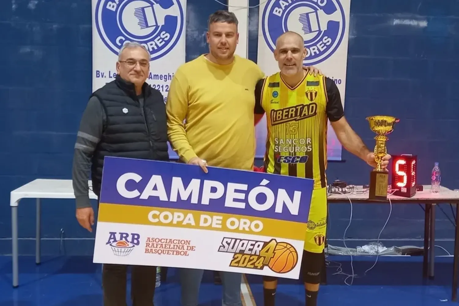 Libertad es el bicampeón del Súper 4