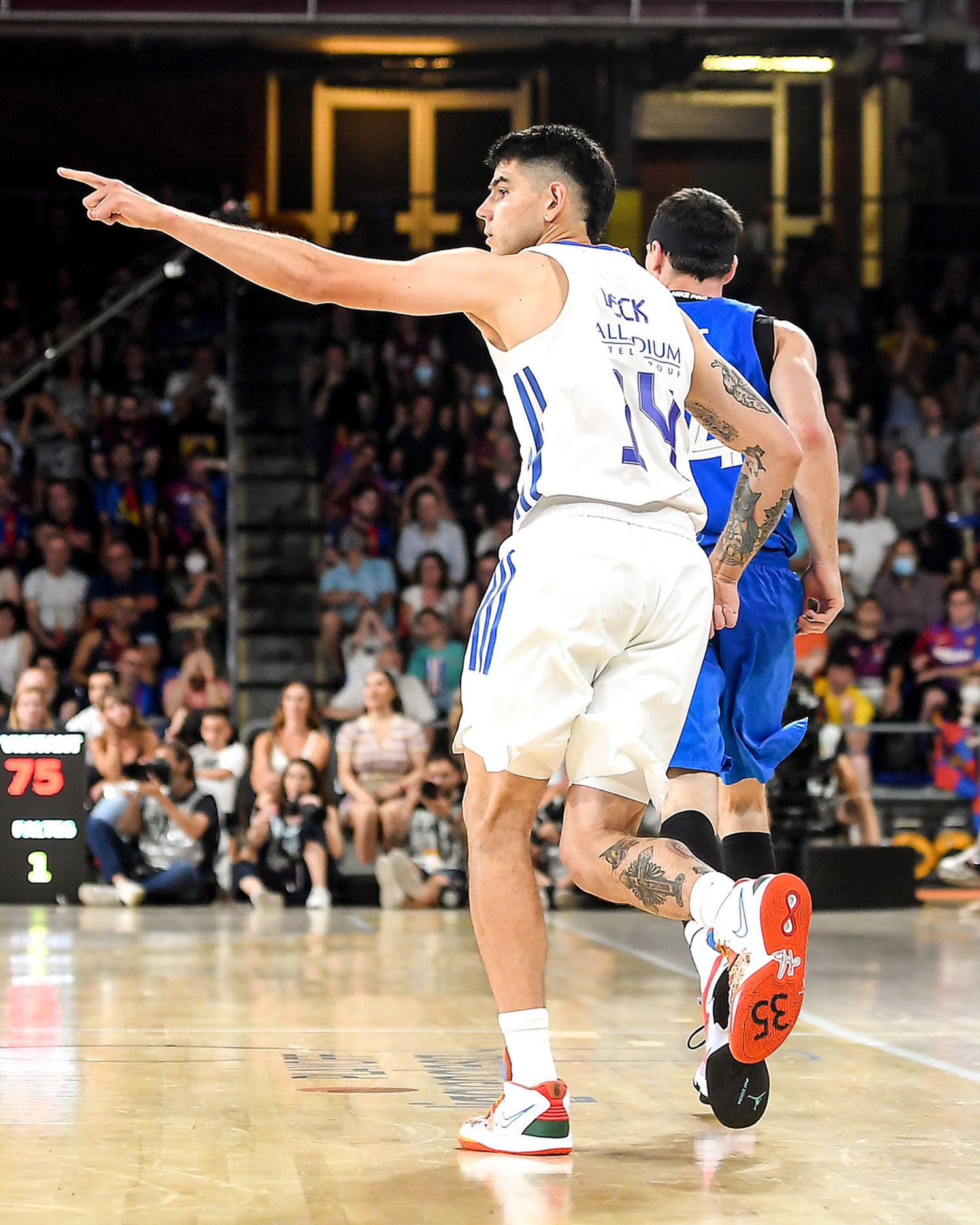 Con buen aporte de Gabriel Deck, Real Madrid se adelantó en la final