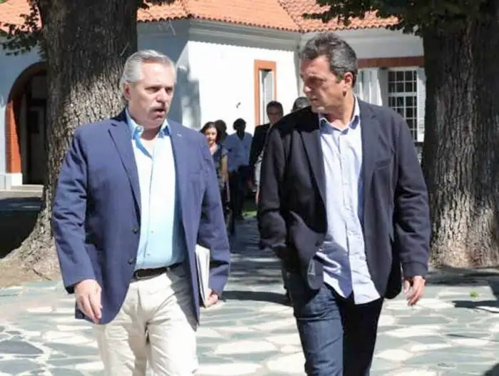 El Gobierno intenta preservar la agenda mientras define al reemplazante de Máximo