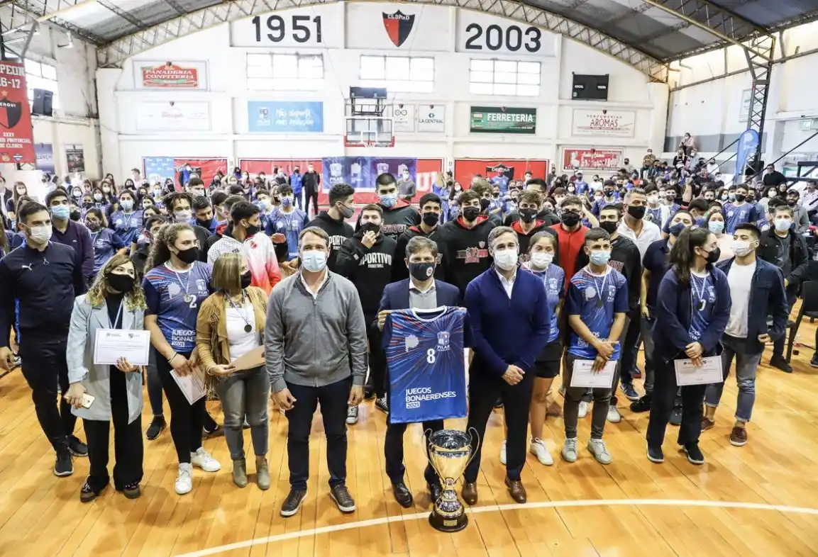 Achával y Kicillof presentaron el torneo de básquet "Copa Municipalidad de Pilar"