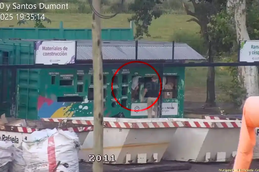 Se metió en el EcoPunto y cuando vio las fuerzas de seguridad "se escondió" dentro de un contenedor de basura: detenido