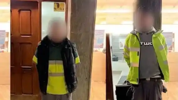 Tres delincuentes que utilizaban ropa y elementos similares a los de los recolectores de residuos.