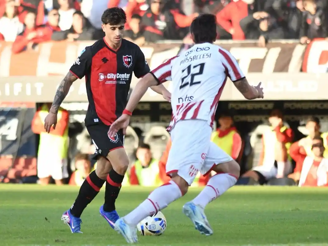 La Lepra sumó un punto tras la igualdad 1 a 1 en Rosario ante Instituto. Foto: @Newells