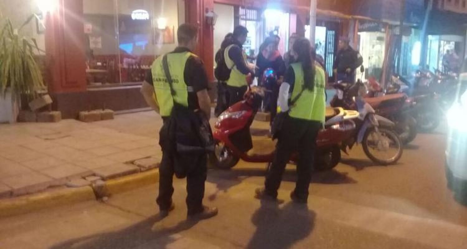 Dos jóvenes trasladados a Comisaría por resistencia a la autoridad y disturbios