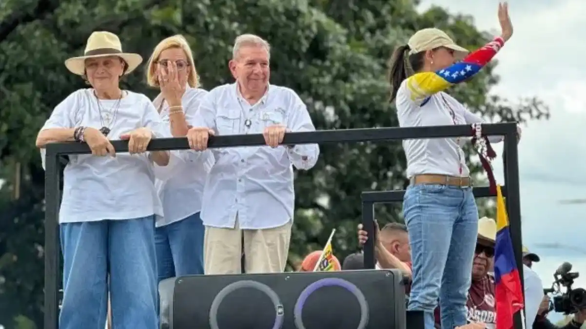 «Podrán trancar todas las vías, pero esto es indetenible», dijo Edmundo tras sortear obstáculos en Carabobo