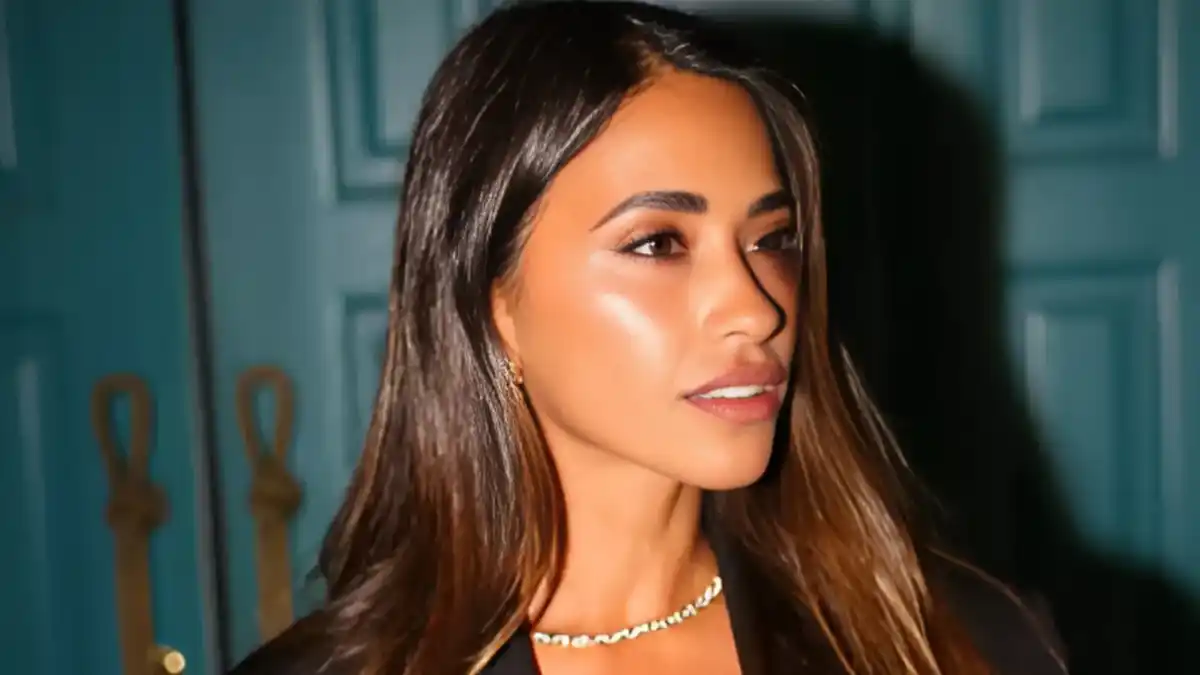 Antonela Roccuzzo deslumbra con su estilo sofisticado y moderno, llevando un traje en tono pastel que se convirtió en tendencia.