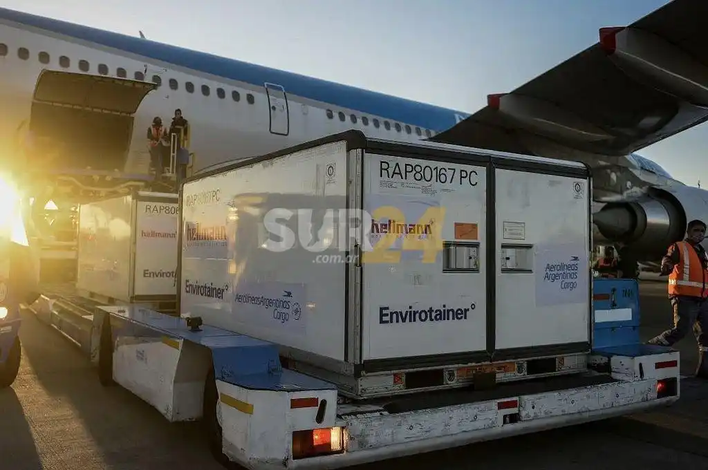 Llegaron este lunes al país más de 800 mil dosis de vacunas Sinopharm