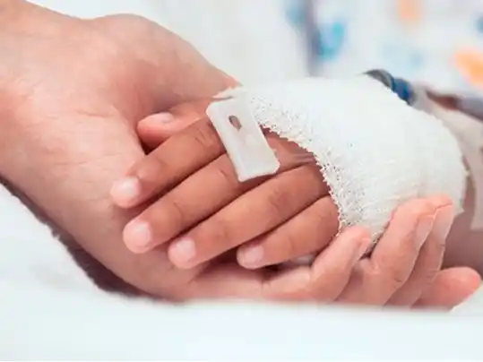 ANESTESIÓLOGOS piden investigar muerte de niños venezolanos en CHILE