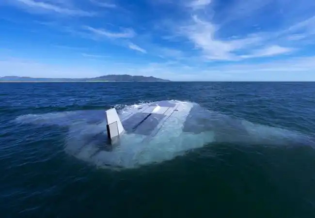El tiburón fantasma, la orca, la mantarraya y el futuro de la guerra en el mar