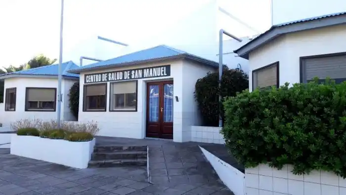 Imponen nombre al centro de salud de San Manuel