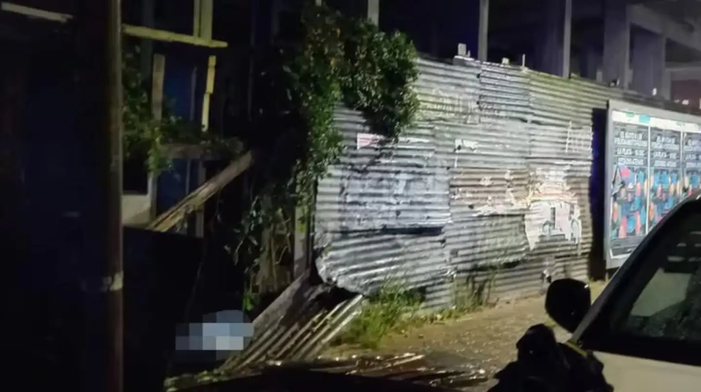 El edificio donde ocurrió el femicidio se encuentra abandonado