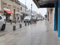 Crece el comercio informal en Gualeguay y pone en riesgo el empleo registrado