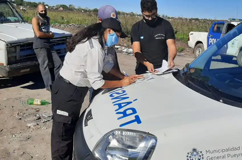 Infraccionan a dos personas por generación de microbasurales