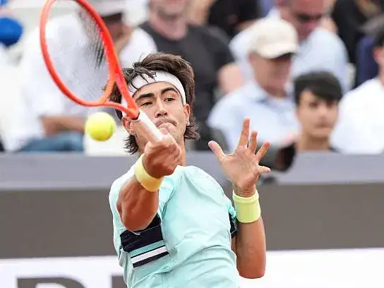 Francisco Comesaña, uno de los que avanzaron en Roland Garros.