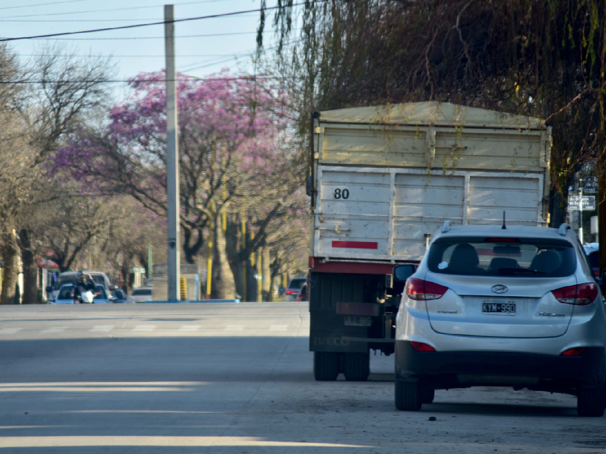 Nuevo intento para que los camiones ingresen a una playa de estacionamiento  