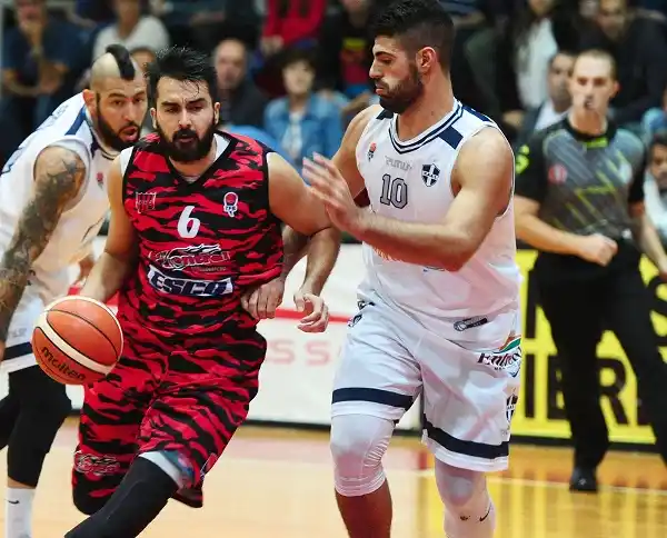 Central busca un triunfo muy  necesario ante Unión de Goya   en el Federal de Básquet