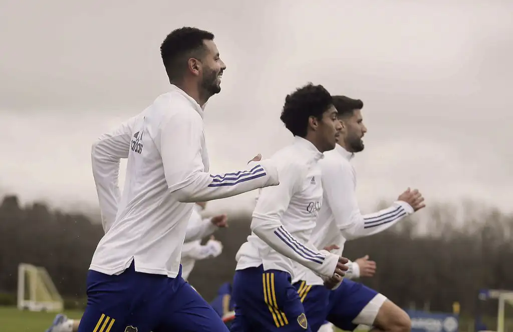 Dieron negativo los PCR del plantel de Boca