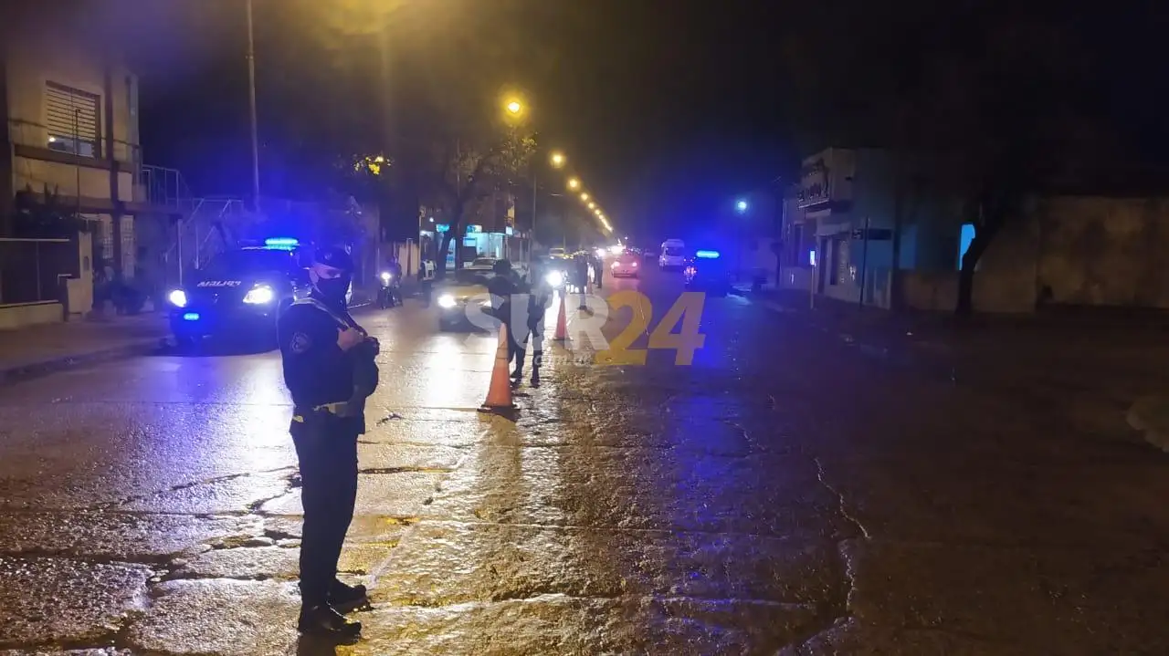 Primera noche de restricciones: fuerzas de seguridad buscan asegurar su cumplimiento