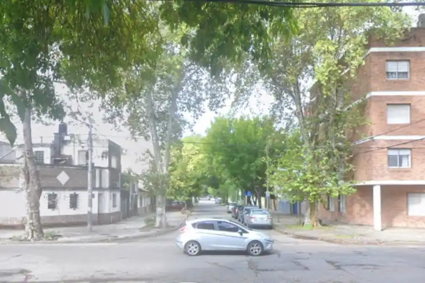 Una mujer denunció que fue abusada por delincuentes.