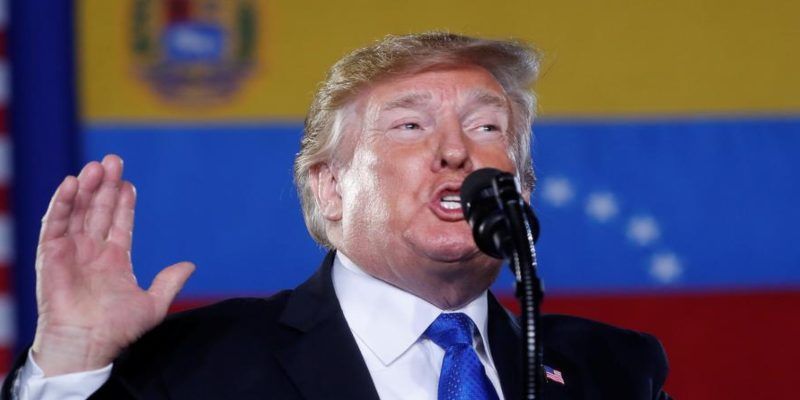 Trump promete no defraudar a los venezolanos durante su visita a Miami