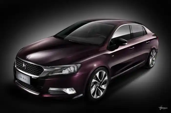 Citroën presentó en París el DS 5LS con asientos masajeadores