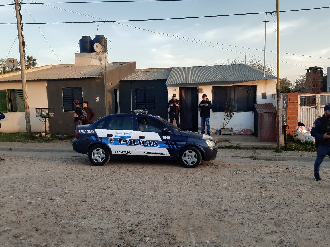 Allanamientos en la ciudad: Hay 7 detenidos y droga incautada