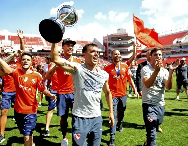 Independiente celebró el título con sus hinchas en Avellaneda