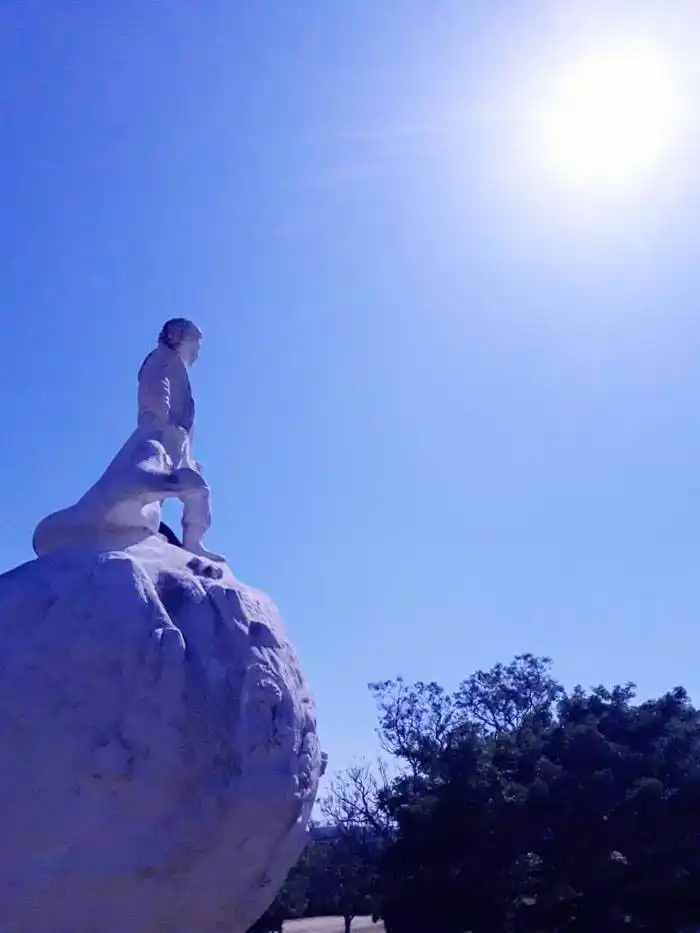 �SNo se ve bien si no es con el corazón. Lo esencial es invisible a los ojos⬝