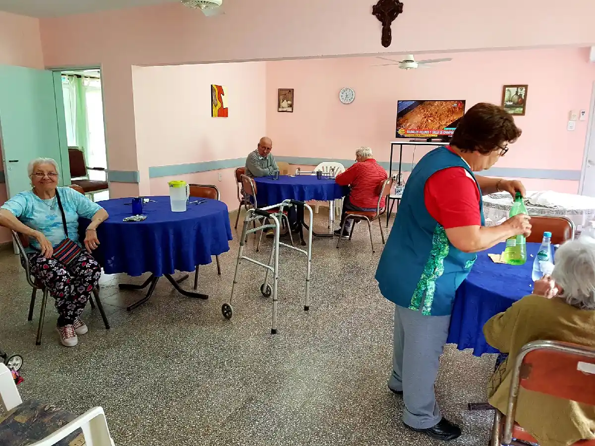 Avanzan las refacciones en el  Hogar de Ancianos de Freyre