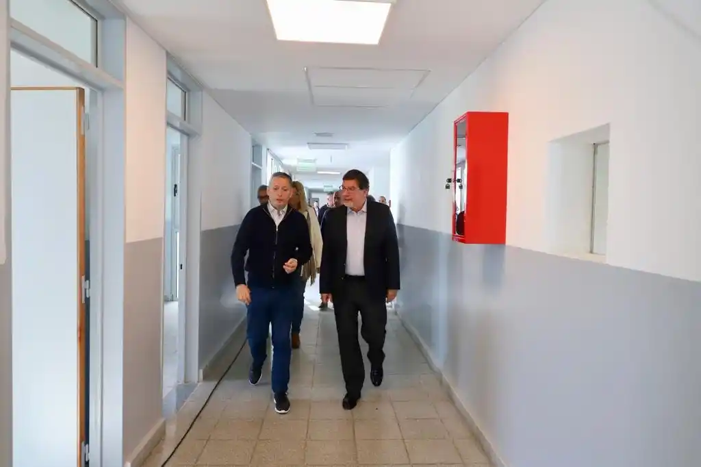 Inauguraron un jardín en Esteban Echeverría: "Este es el edificio escolar número 107 que inauguramos", celebró Sileoni