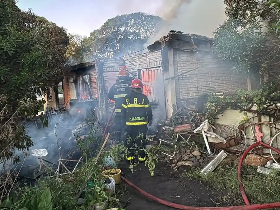 Incendio en una vivienda en el barrio San Patricio