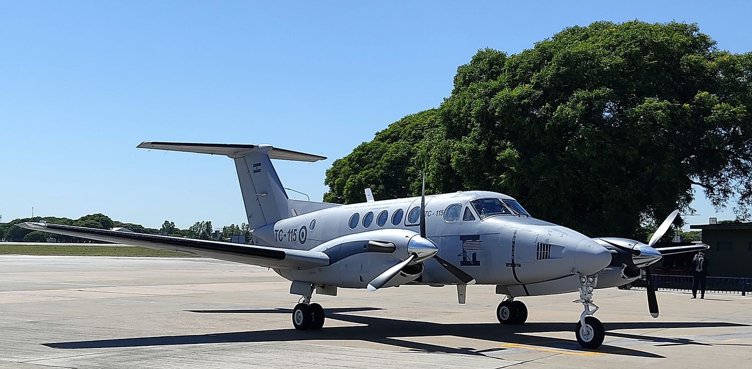 La Fuerza Aérea Argentina presentó el segundo Beechcraft TC-12B Huron